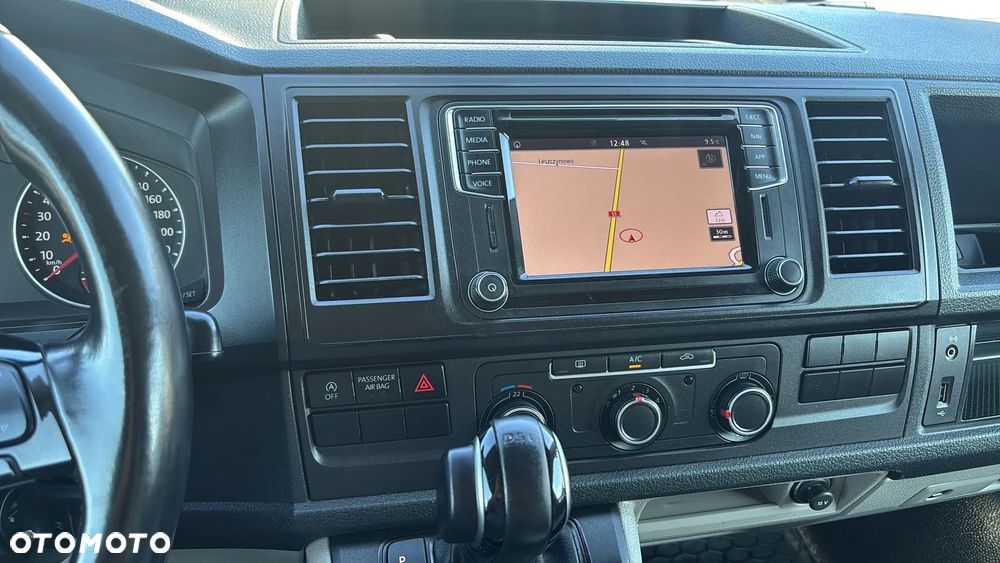 Volkswagen Transporter Kombi L1H1 DSG - 14