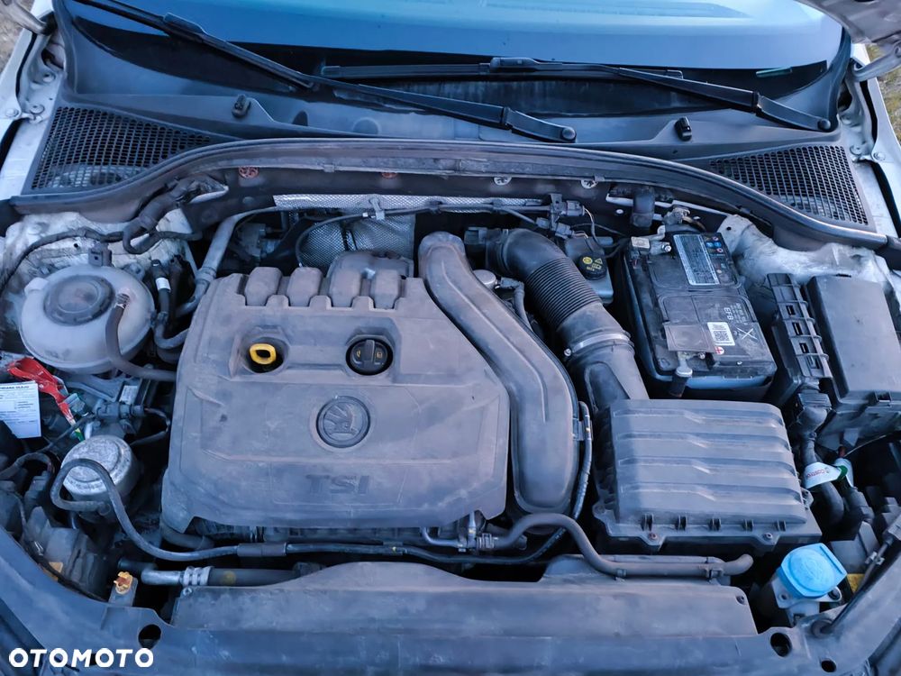 Skoda Octavia 1.5 TSI ACT DSG Style - 10
