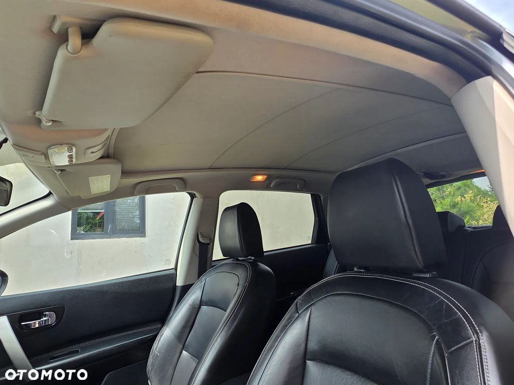 Nissan Qashqai 2.0 dCi 4x4 Tekna Premium - 10