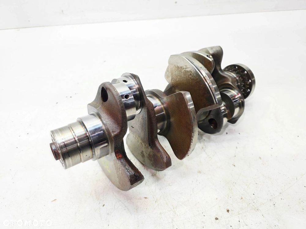 WAŁ KORBOWY AUDI A4 A5 A6 C7 A7 Q7 3.0 TFSI CRE 06E101AK FR R6ED 2/26 - 2