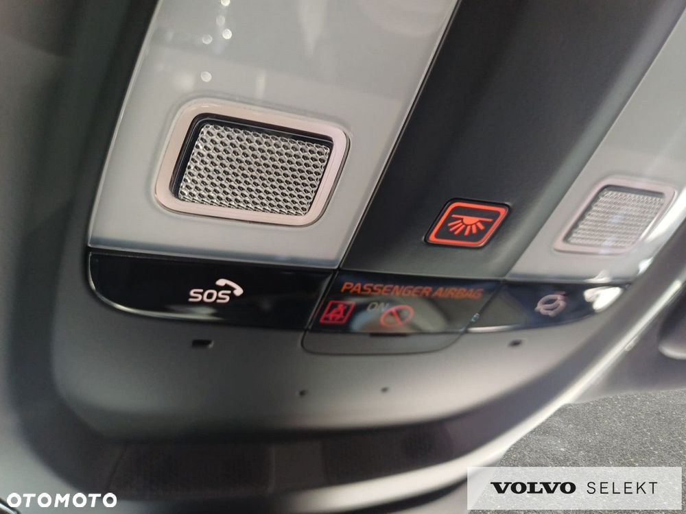 Volvo XC 40 - 24