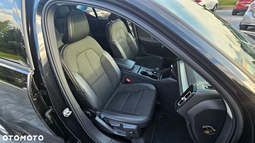 Volvo XC 40 T4 - 7