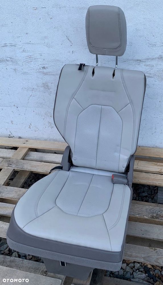 U7 CHRYSLER PACIFICA II 16- FOTEL KANAPA PRAWY TYŁ III RZĄD SKÓRA - 10