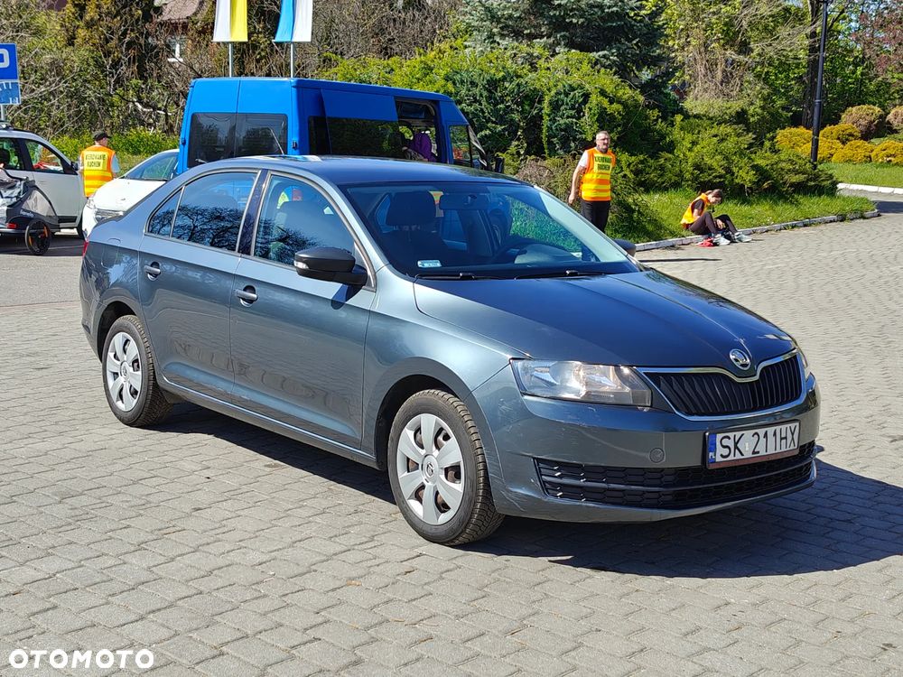 Skoda RAPID 1.2 TSI Ambition DSG - 12