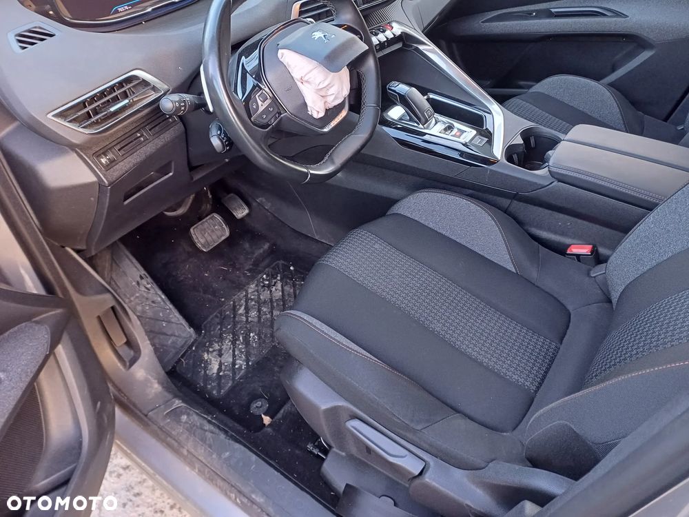 Peugeot 5008 1.5 BlueHDI Active S&S EAT8 - 4