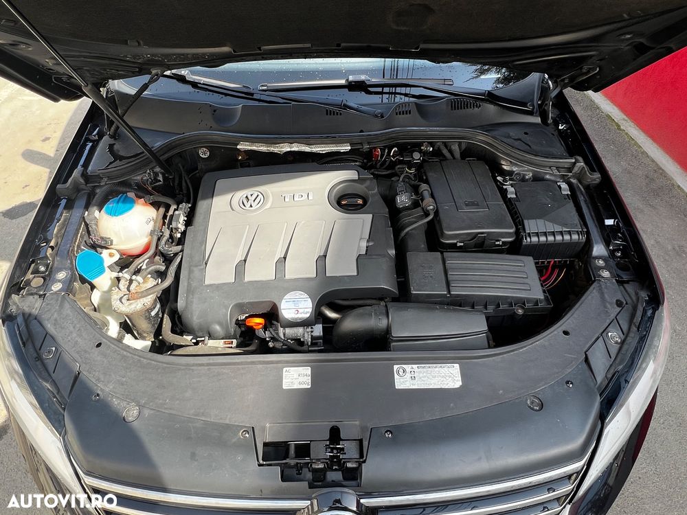 Volkswagen Passat - 35