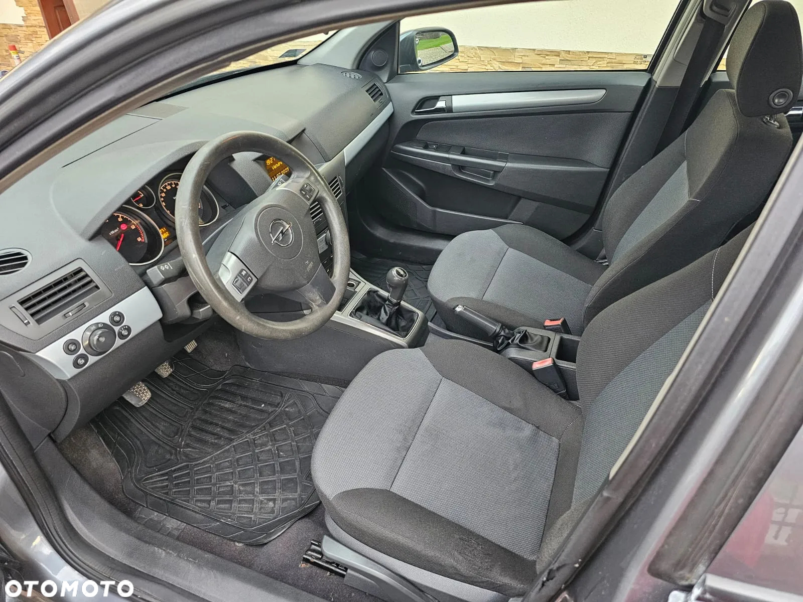 Opel Astra III 1.7 CDTI Essentia - 7
