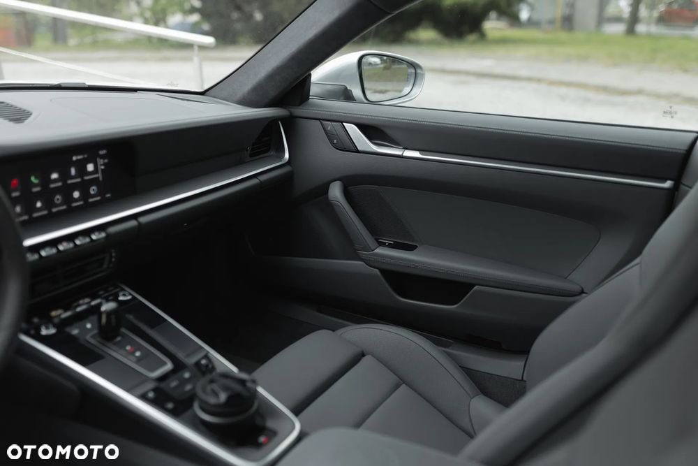 Porsche 911 Carrera S - 17