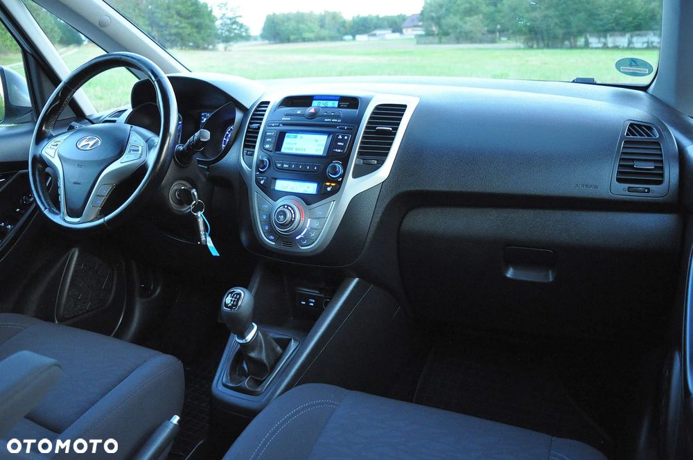Hyundai ix20 1.6 blue YES Gold - 28