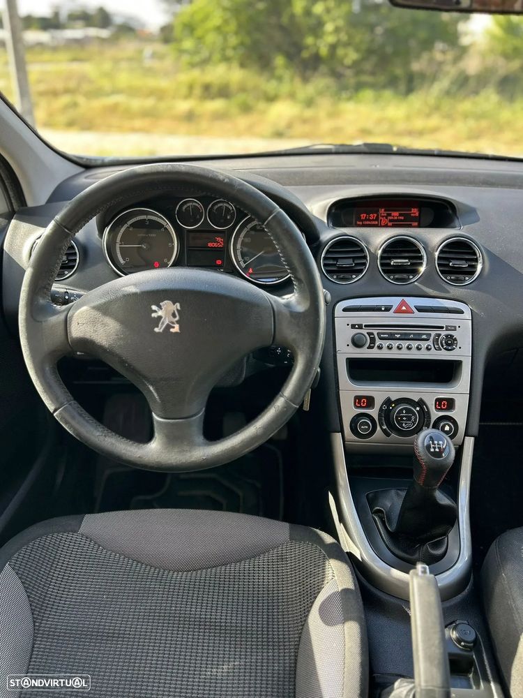 Peugeot 308 1.6 HDi Executive - 10