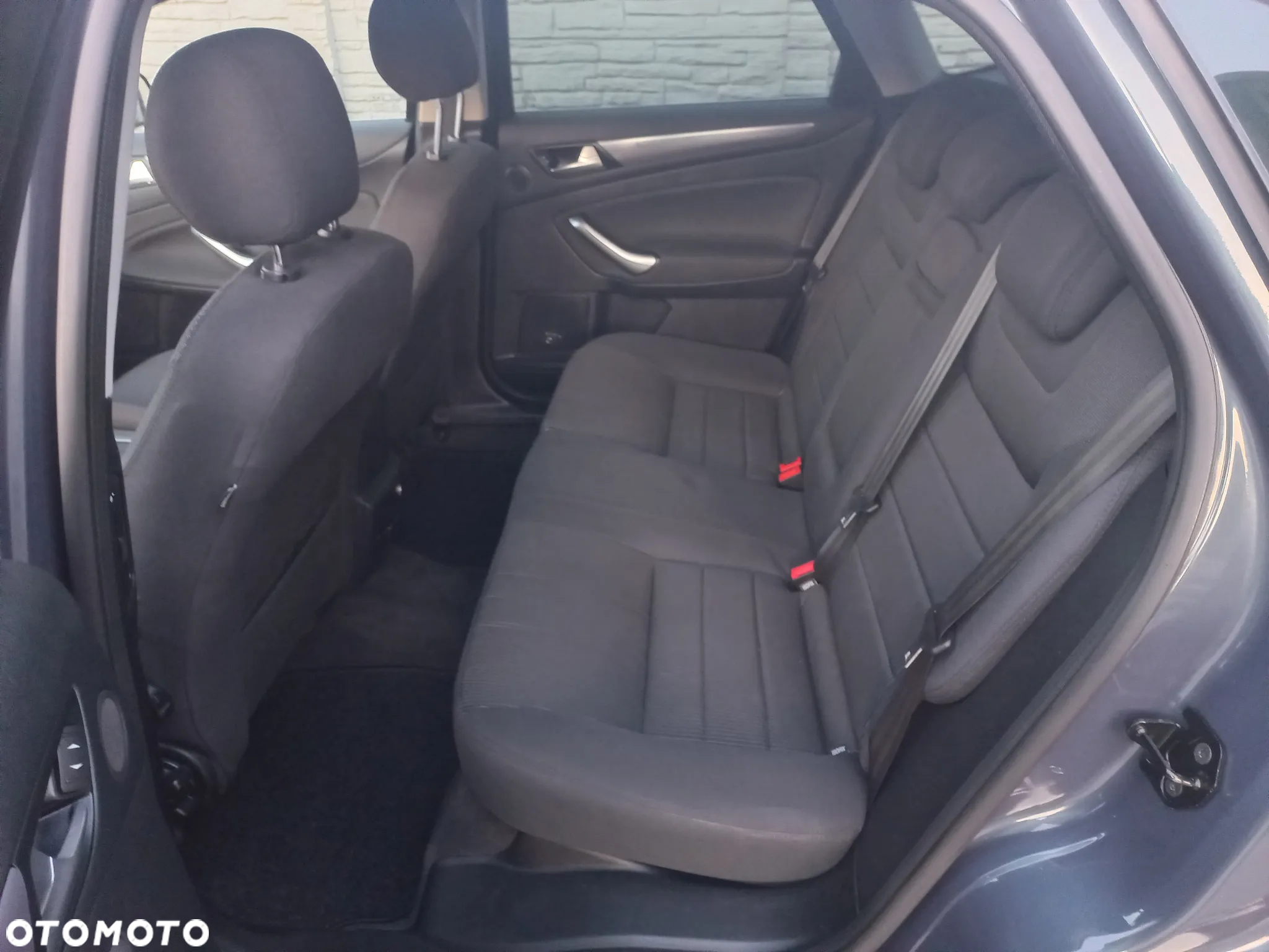 Ford Mondeo 1.6 TDCi Titanium - 22