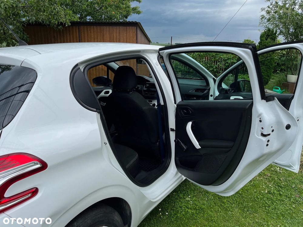Peugeot 208 1.0 VTi Access - 26