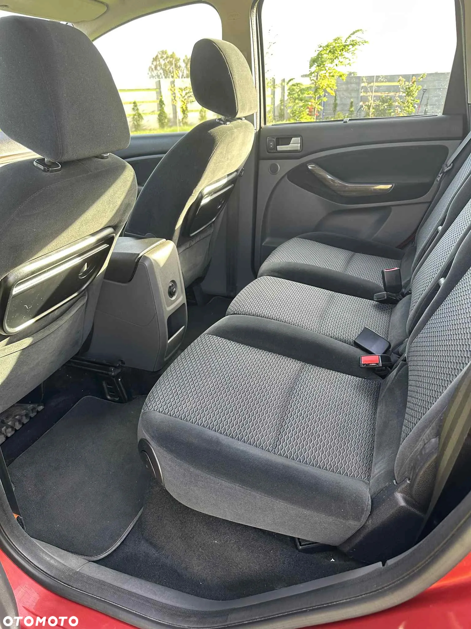 Ford C-MAX 1.6 TDCi Ghia - 6