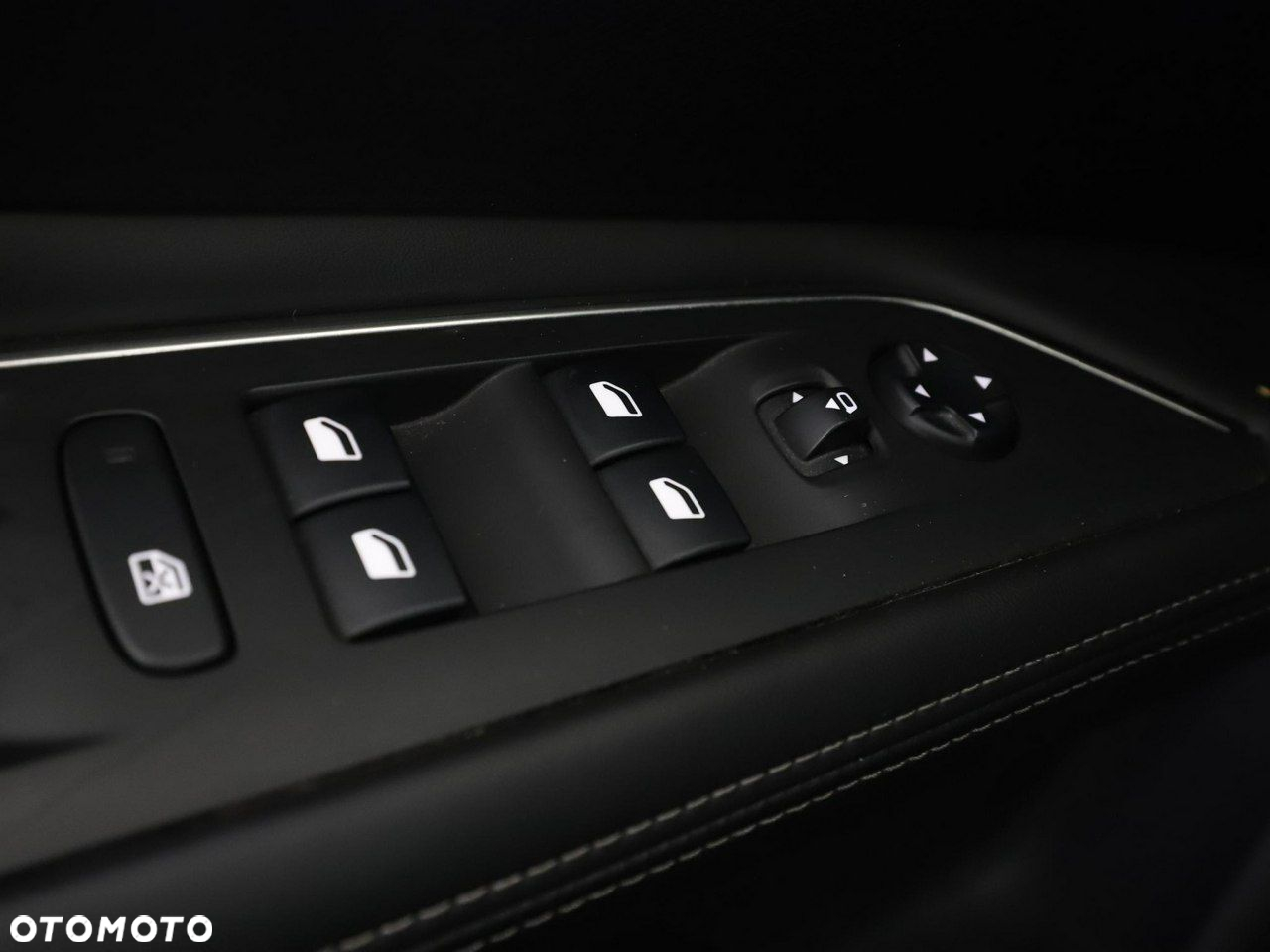 Peugeot 3008 1.2 PureTech Allure S&S EAT8 - 40