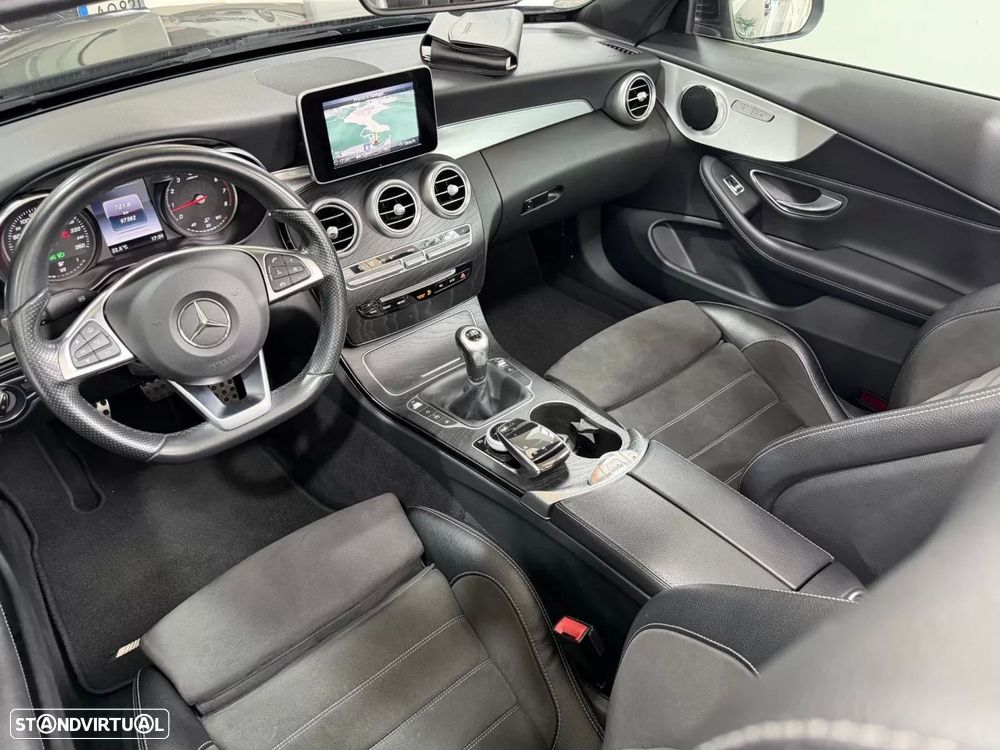 Mercedes-Benz C 180 Cabrio AMG Line — fotografia 13