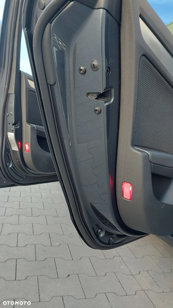 Audi A4 Avant 2.0 TDI - 12