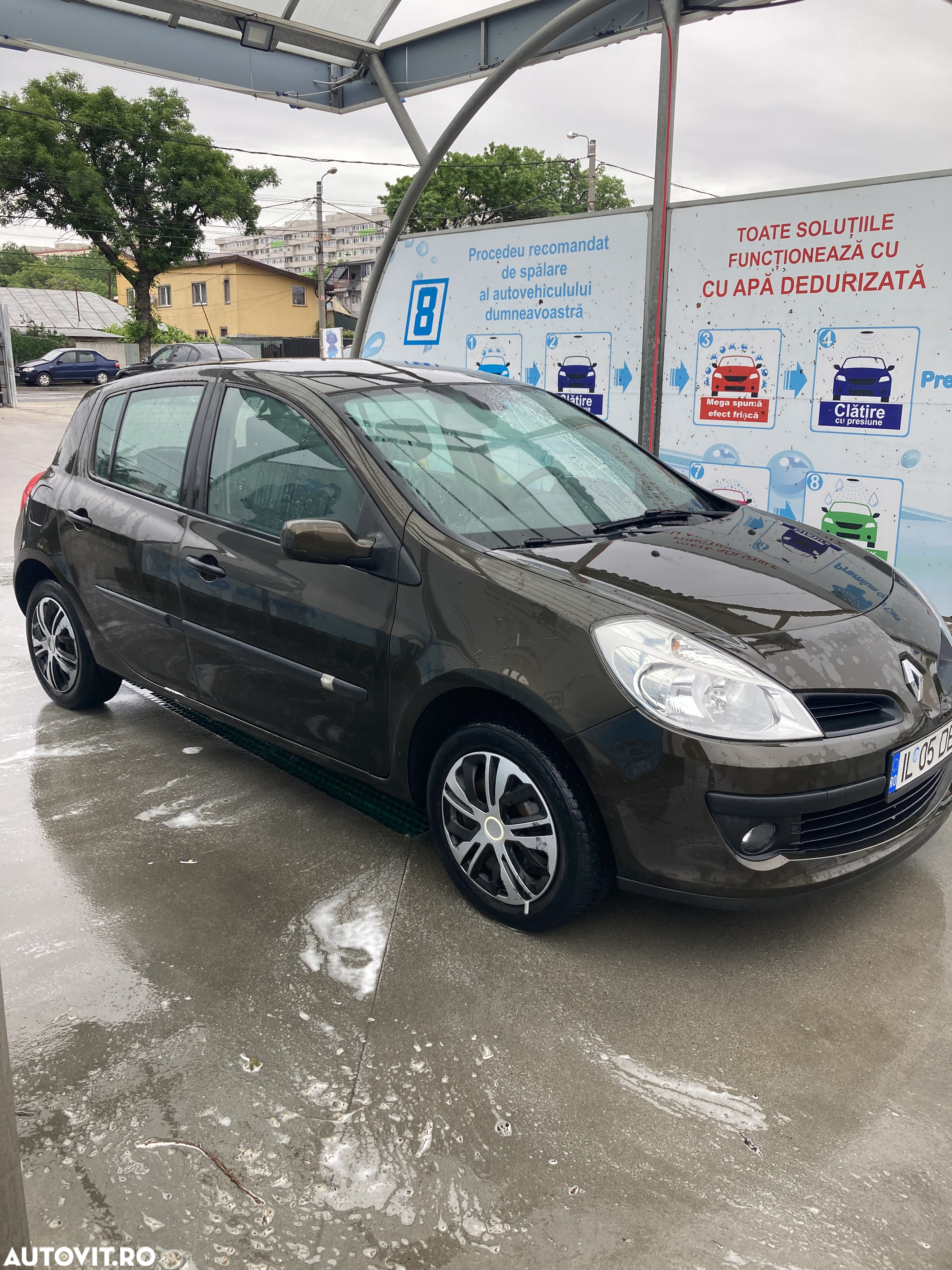 Renault Clio III 1.6 16V Dynamique - 2