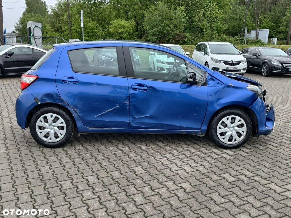 Toyota Yaris - 8
