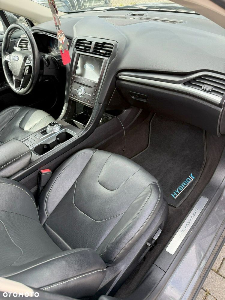 Ford Mondeo - 7