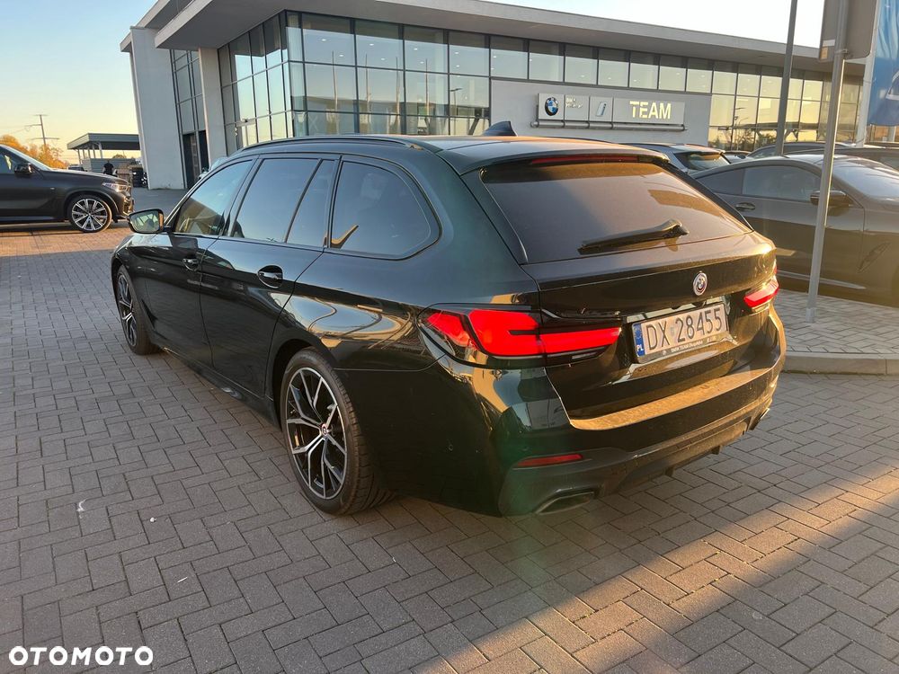 BMW Seria 5 540d xDrive mHEV M Sport sport - 4