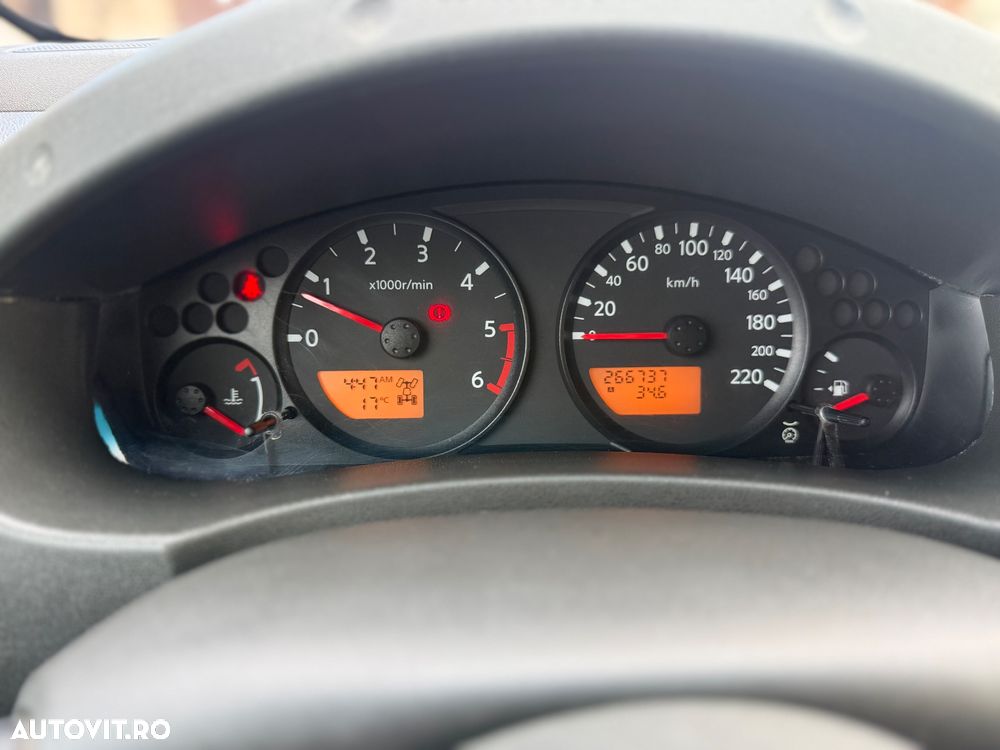 Nissan Navara 2.5 dCi Double Cab LE - 8