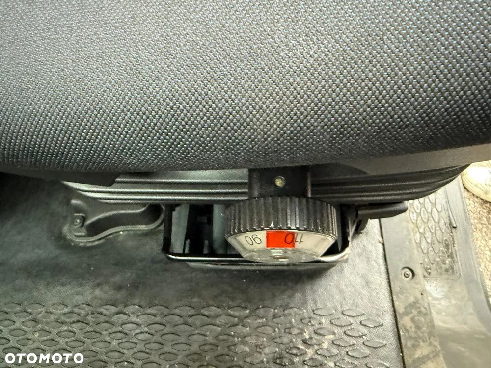 Iveco Daily 35S180,3.0 180KM, L3H2, HiMatic, Zadbany - 24