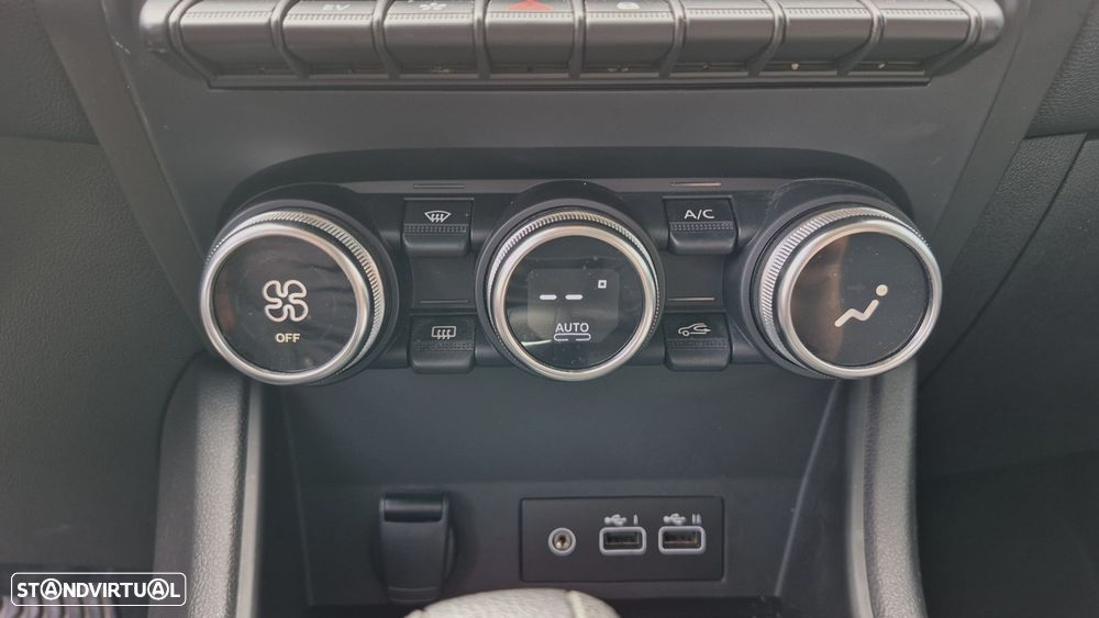 Renault Captur 1.6 E-Tech Plug-In Hybrid Techno - 16