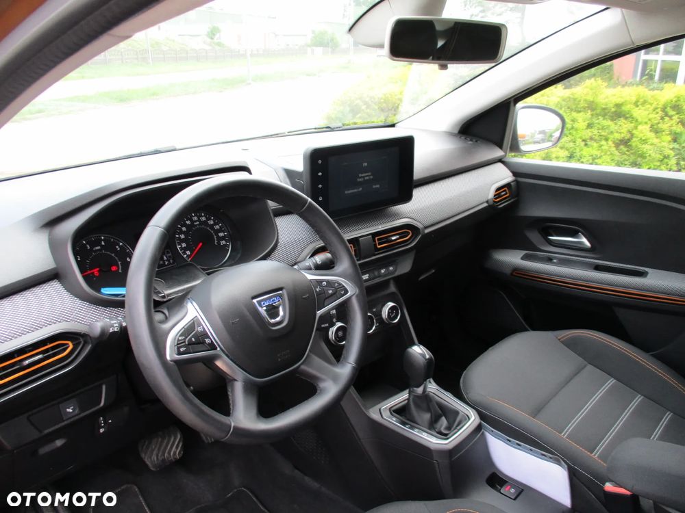 Dacia Sandero TCe 90 CVT Comfort - 8