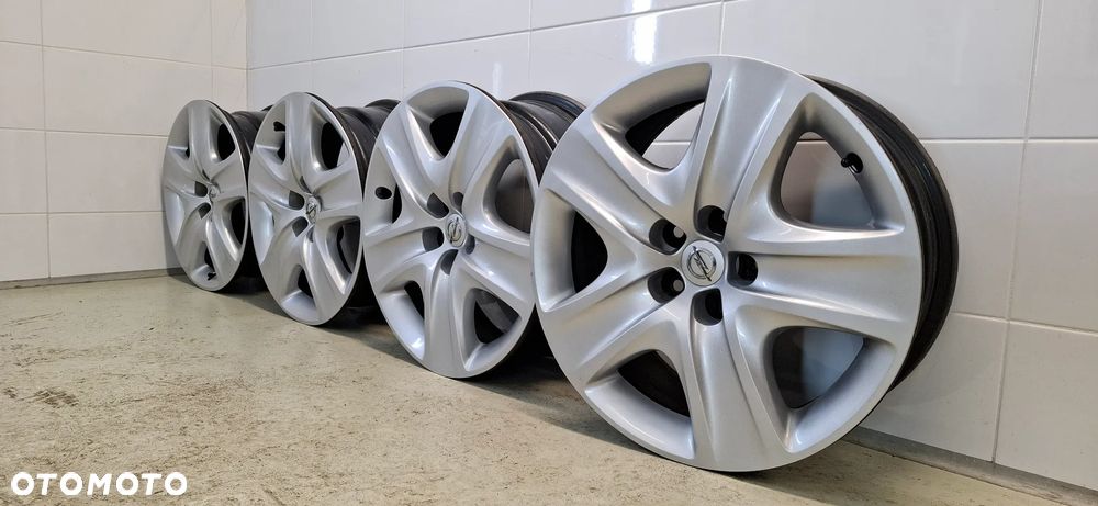 4x Felgi strukturalne Opel 5x115 17 cali Oryginalne Proste - 1