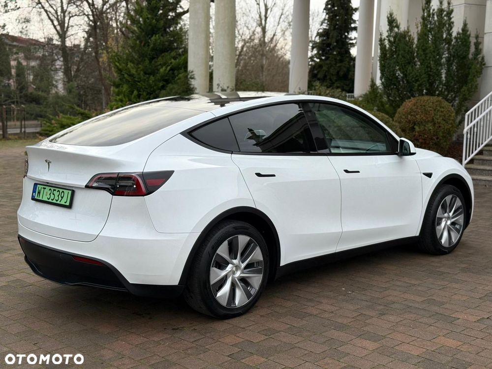 Tesla Y Standard - 14