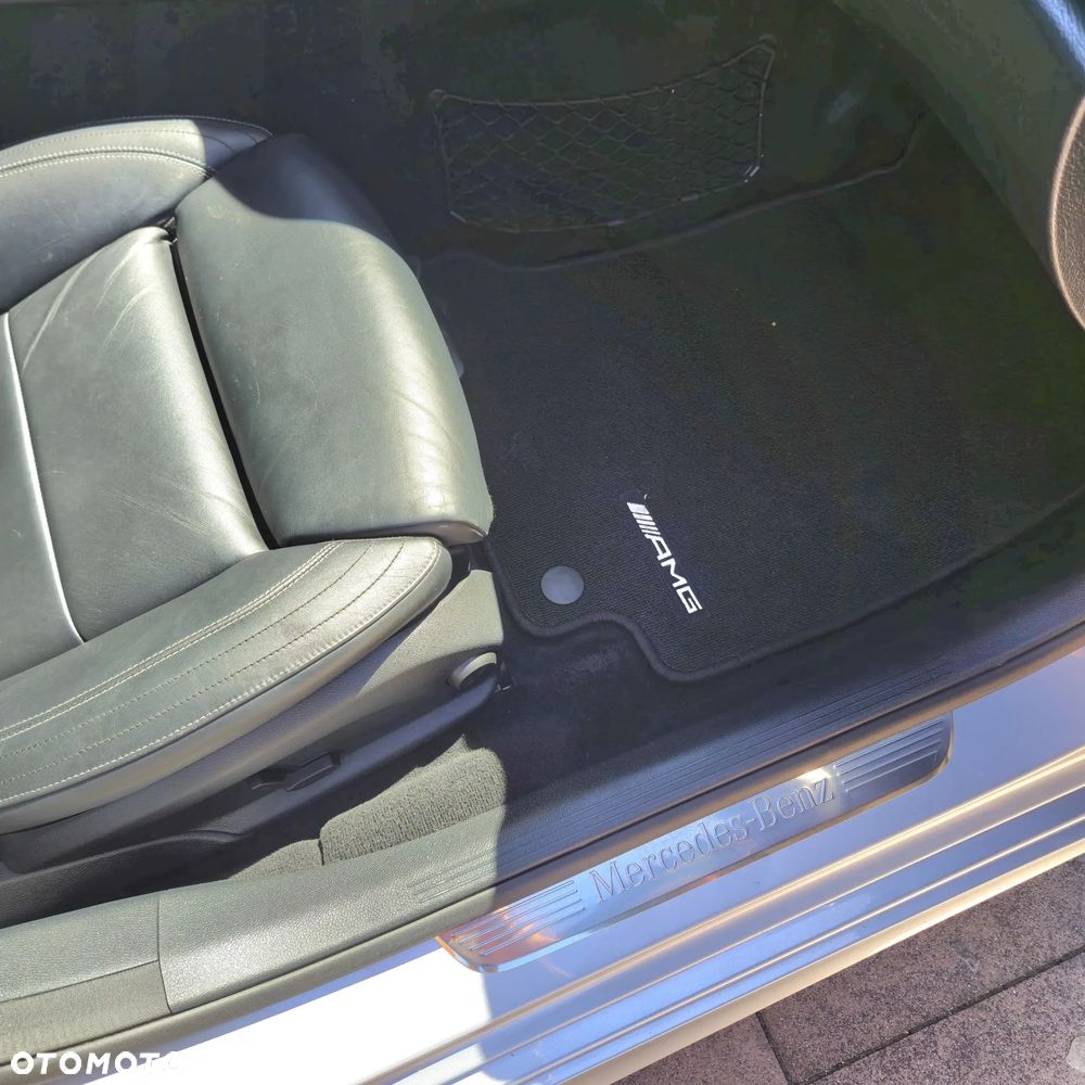 Mercedes-Benz Klasa E 220 d 9G-TRONIC - 13