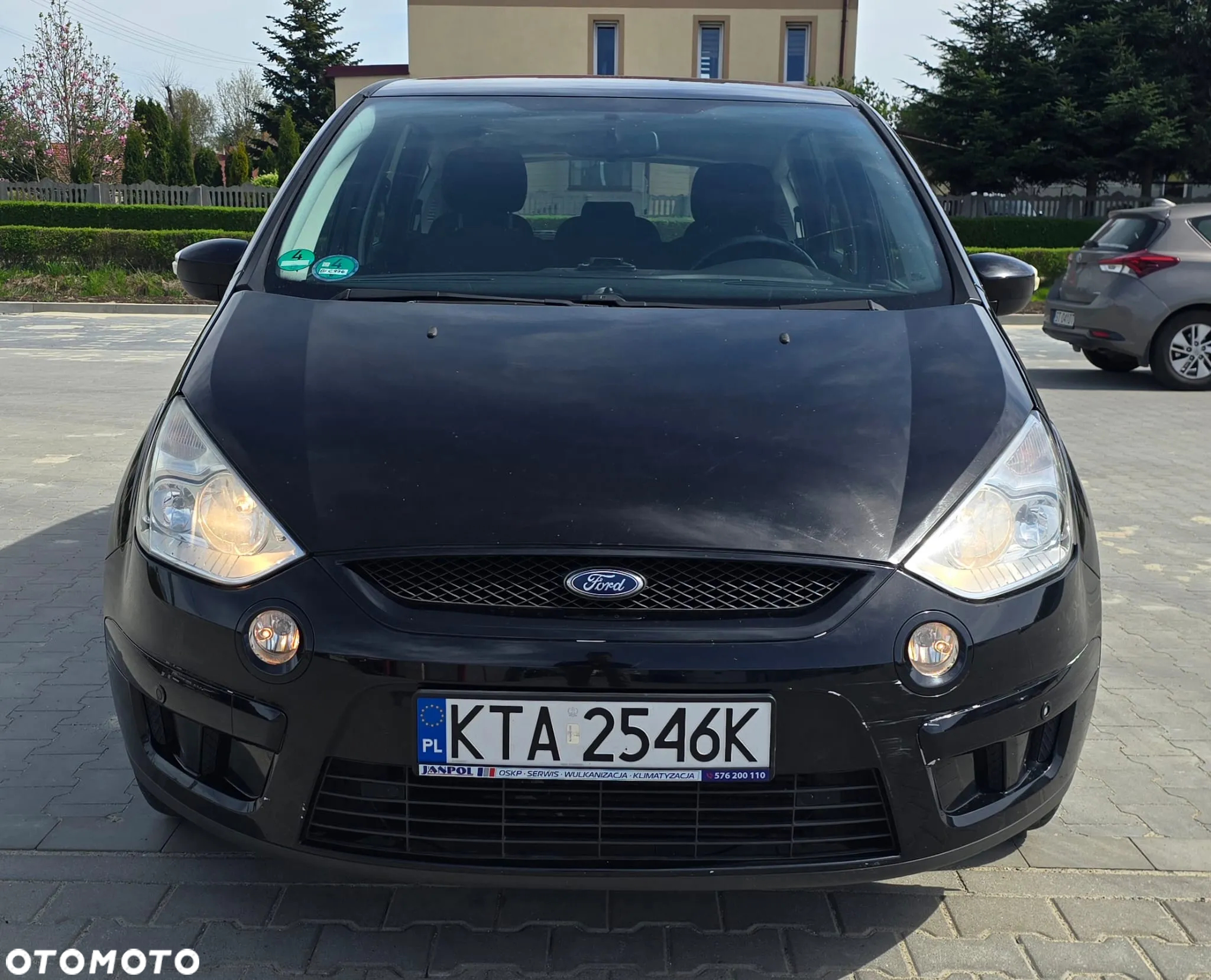 Ford S-Max - 8