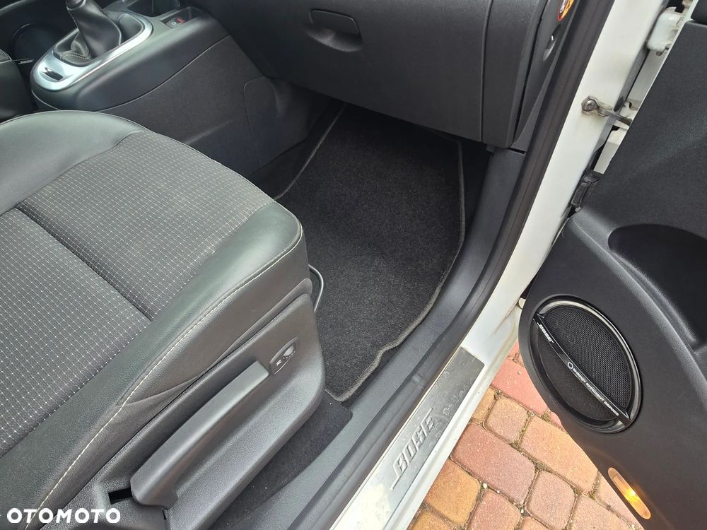 Renault Scenic 1.2 TCe Energy Bose Edition - 33