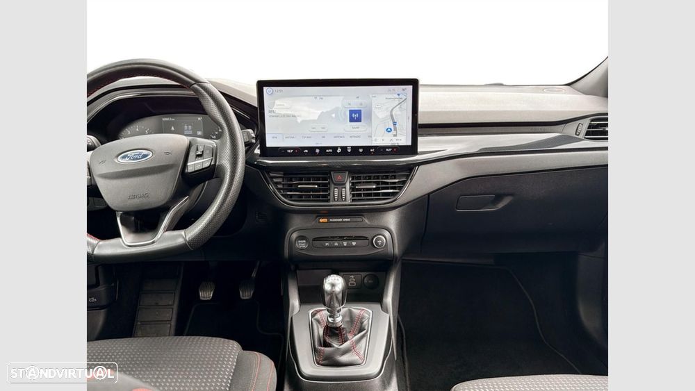 Ford Focus 1.0 EcoBoost MHEV ST-Line - 17