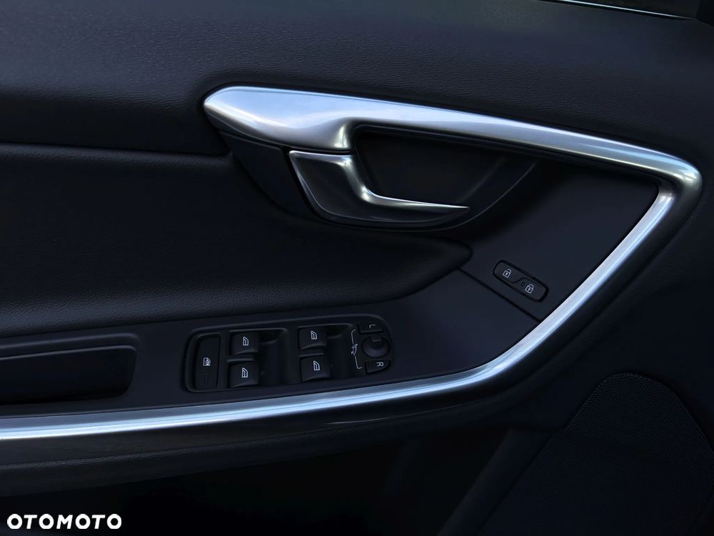 Volvo V60 - 31