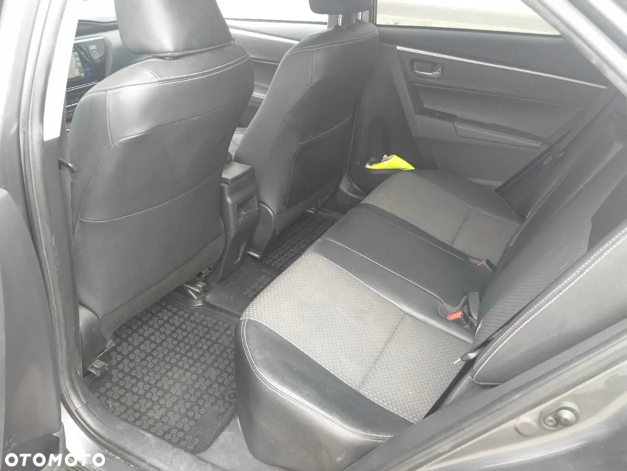 Toyota Corolla 1.6 Prestige EU6 - 6