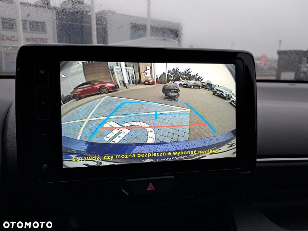 Toyota Yaris Hybrid 1.5 Style - 18