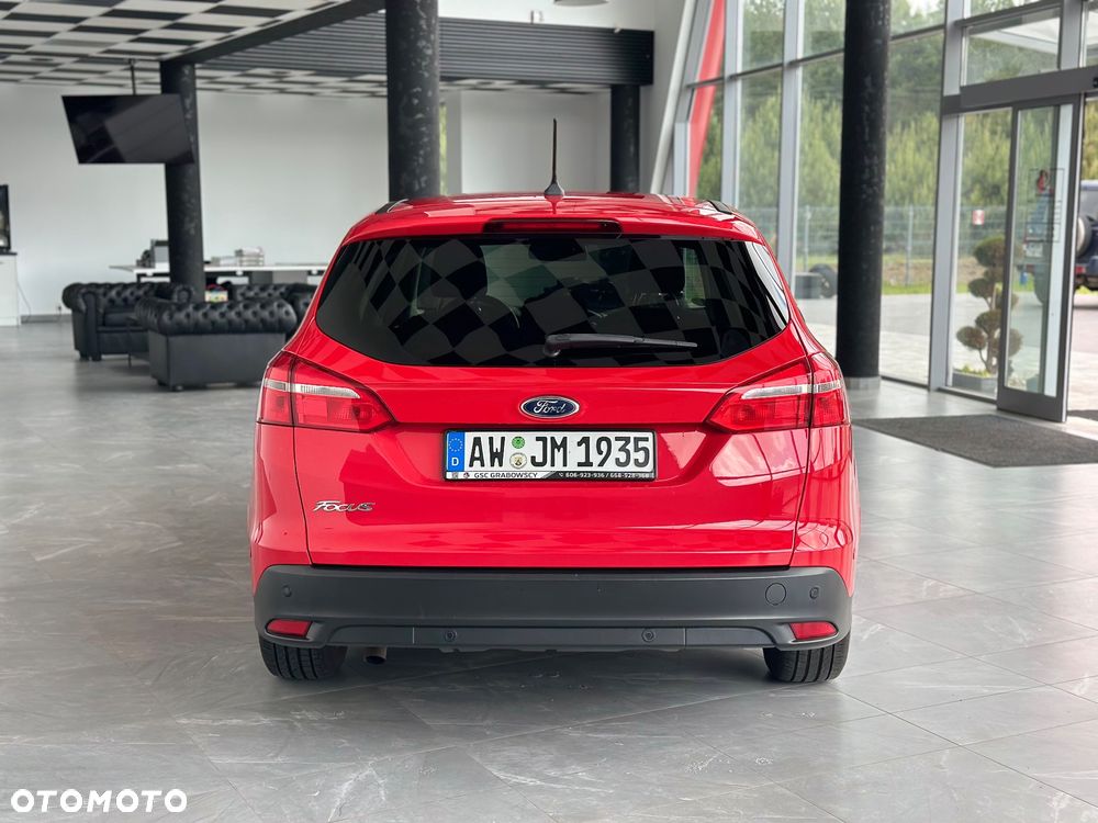 Ford Focus SW - 9