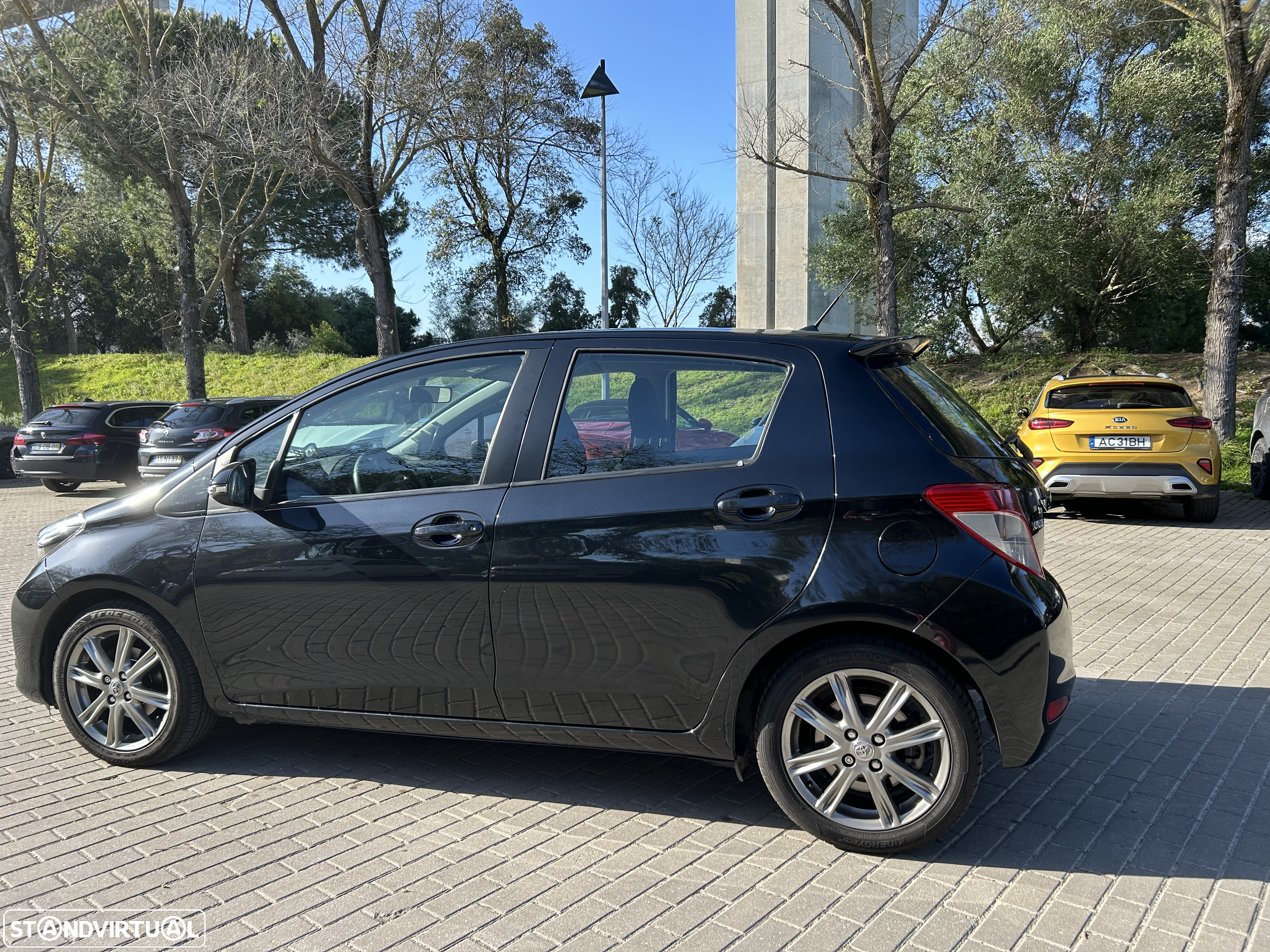 Toyota Yaris - 5