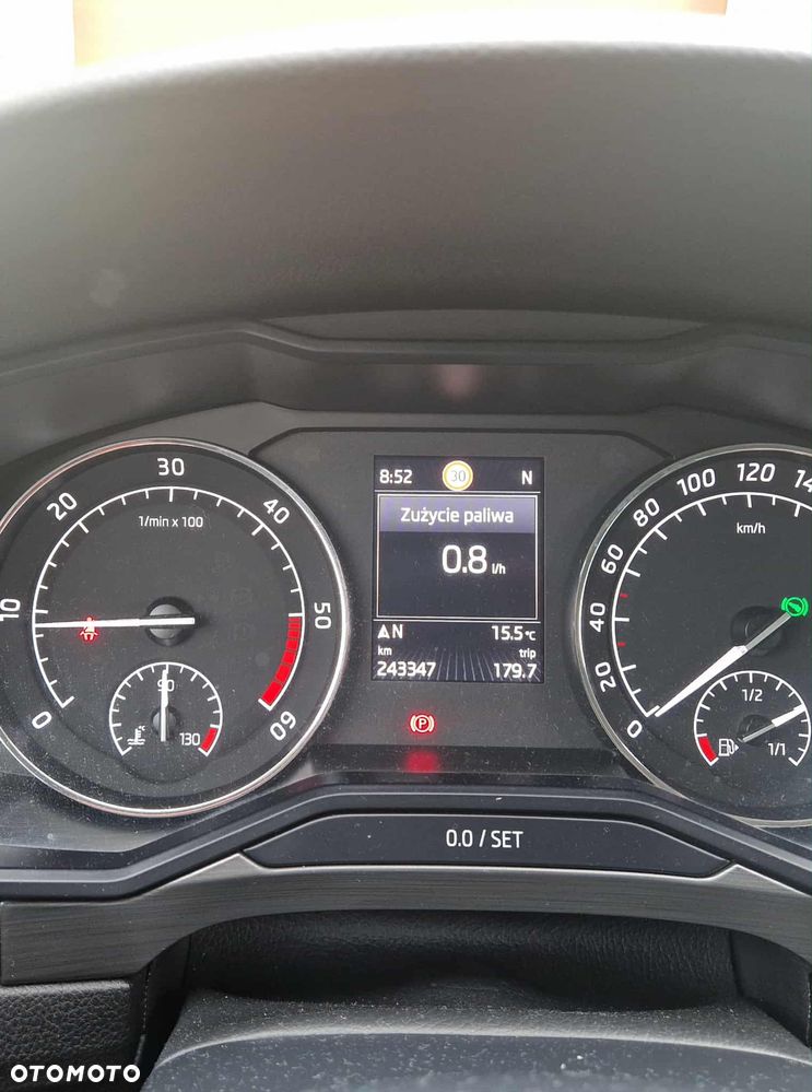 Skoda Superb 2.0 TDI 4x4 Style DSG - 6