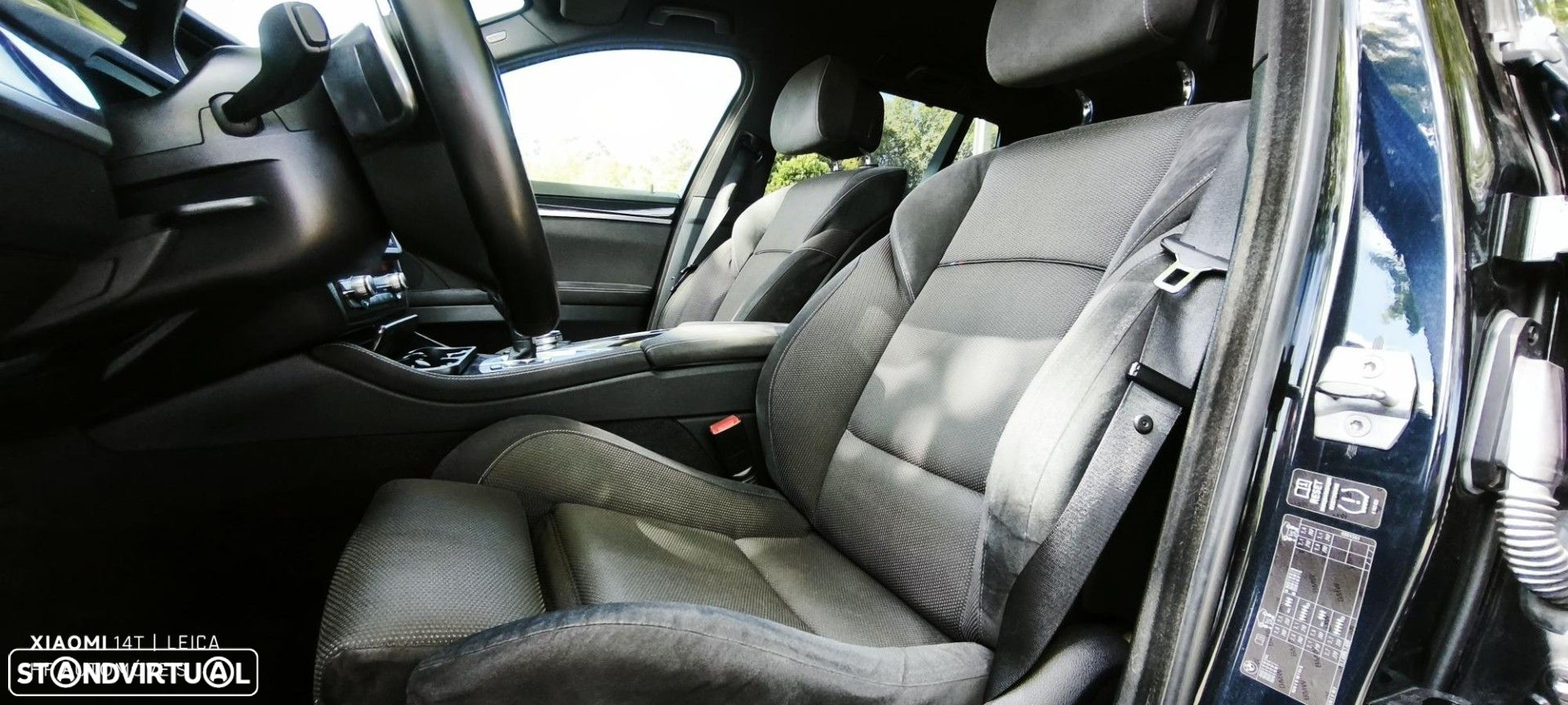 BMW 520 d xDrive Pack M Auto - 43