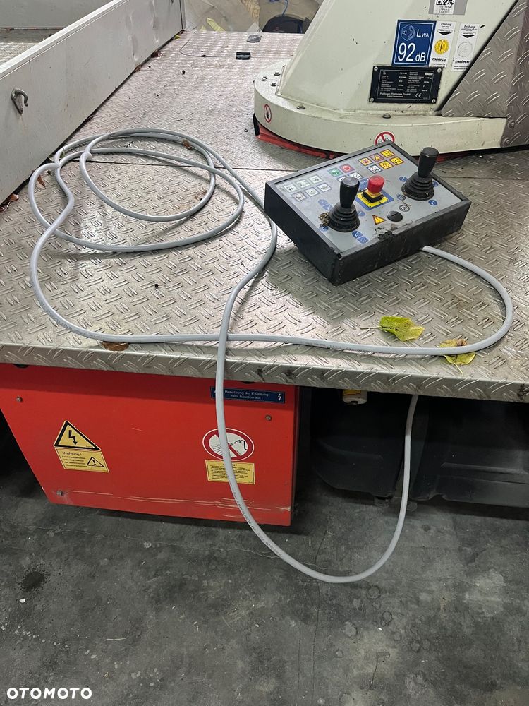 Nissan Podnośnik Koszowy Zwyżka Palfinger 210Bk 21 Metrów 16 w bok ! PILOT NA KABLU!! UDT !! Kosz 1000V Izolowany Jak Wumag Ruthmann Gsr - 15