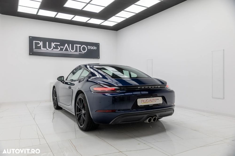 Porsche Cayman PDK - 12