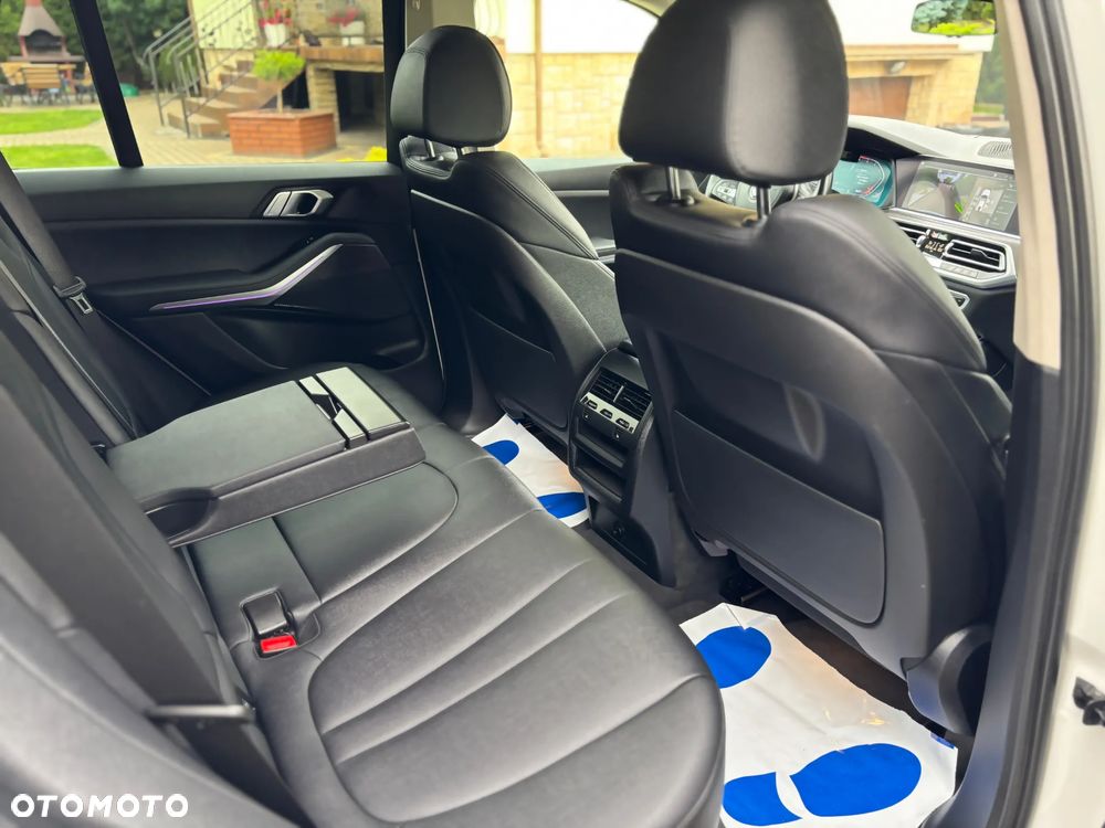 BMW X5 xDrive25d xLine - 17