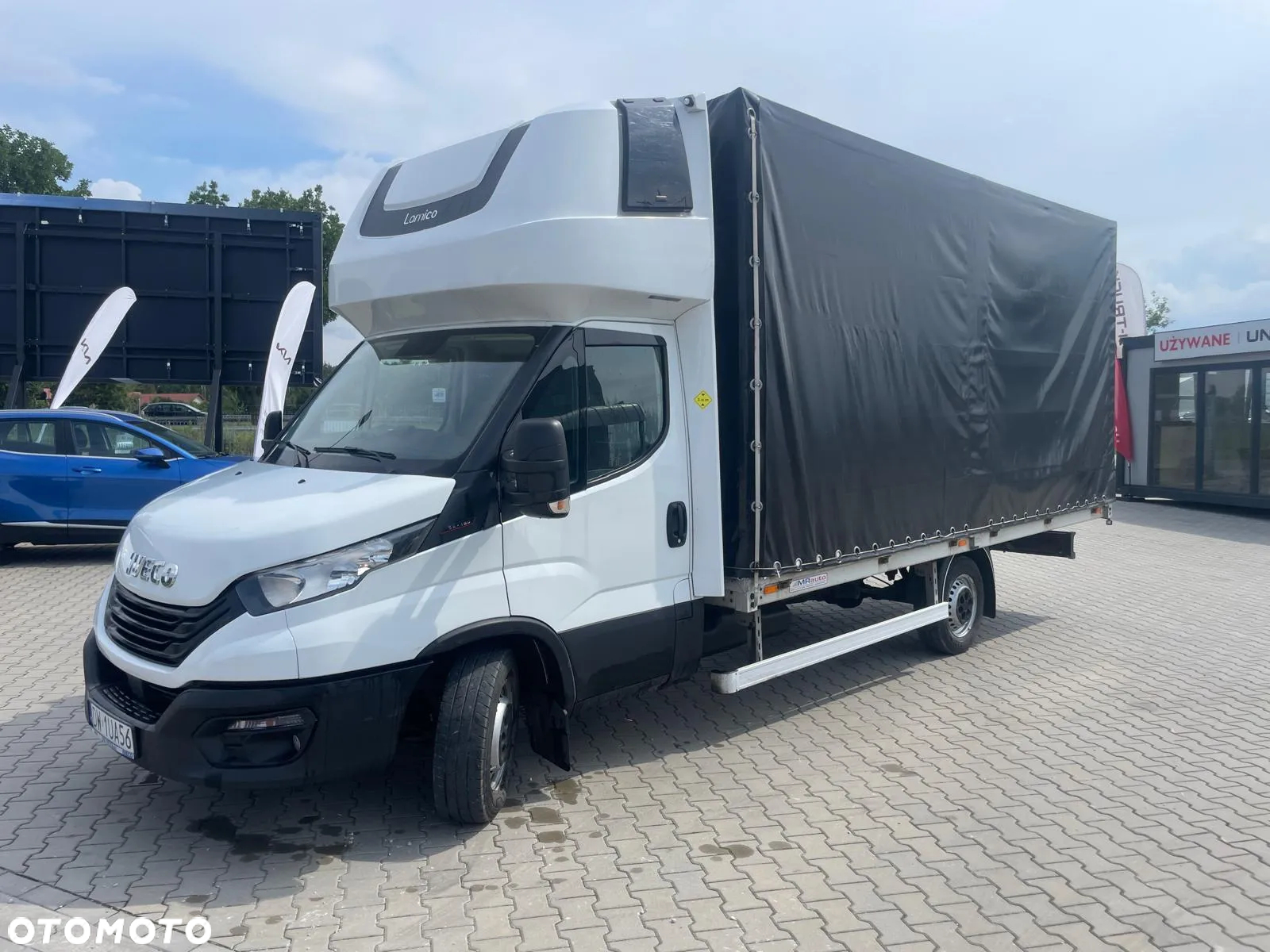 Iveco 35S18 10EP Międzynarodówka, podnoszony dach - 2