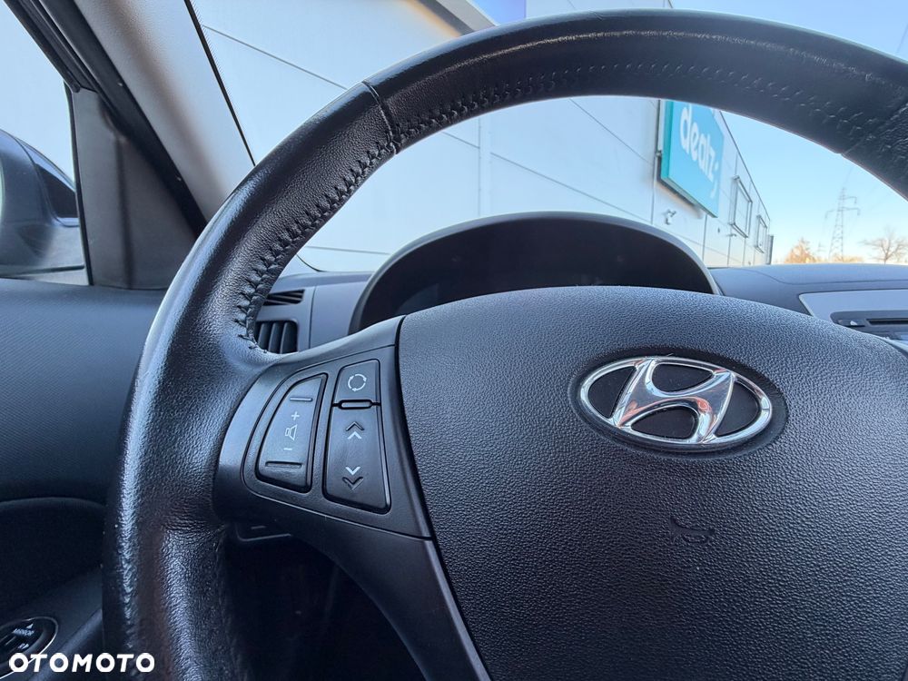 Hyundai i30 1.4 Blue Classic - 11