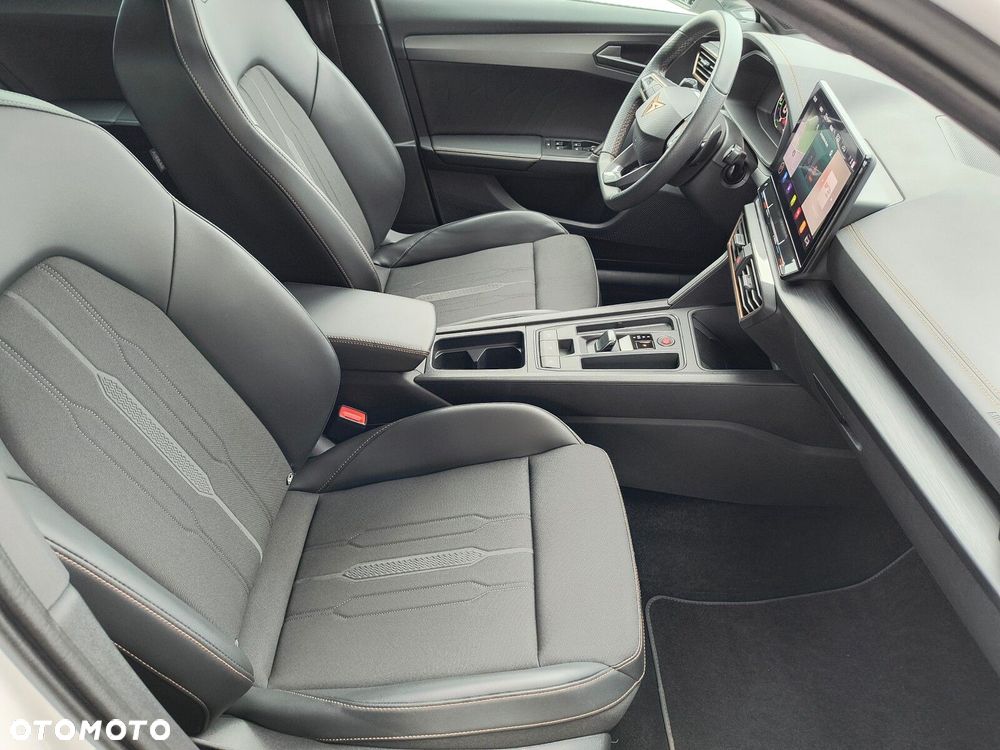 Cupra Formentor 1.4 e-Hybrid DSG - 24