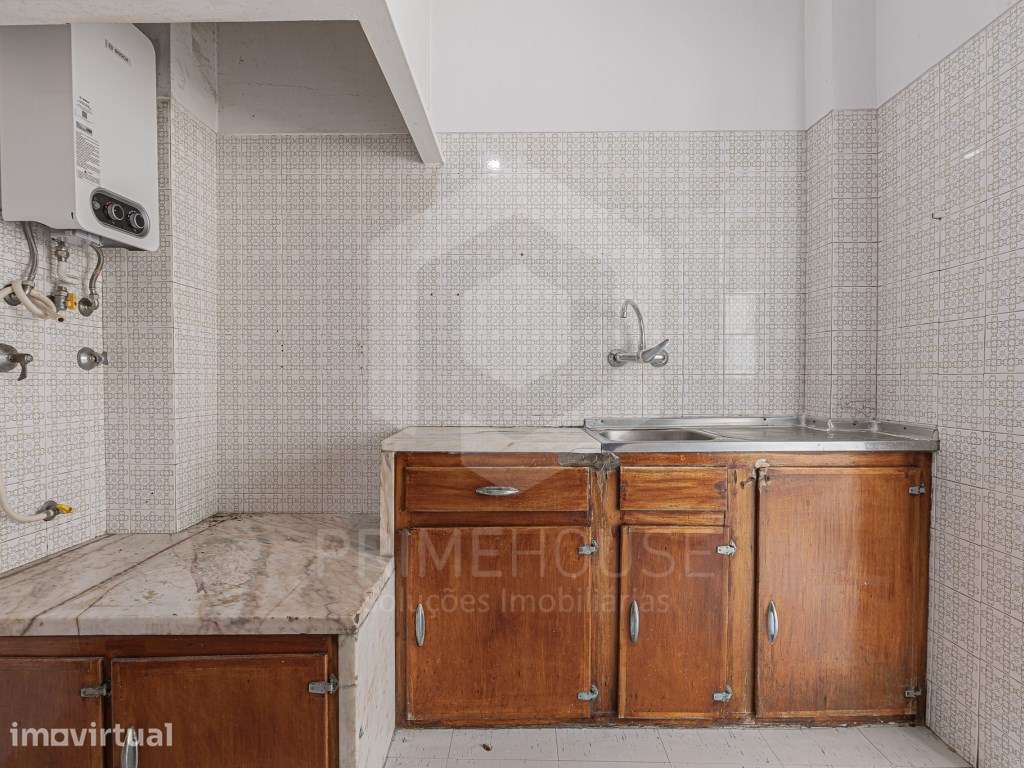 Apartamento T2 em Campo de Ourique - Grande imagem: 5/28