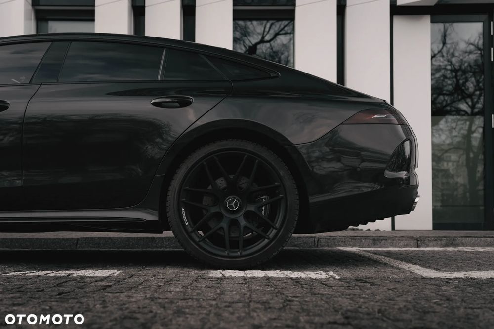 Mercedes-Benz AMG GT 53 4Matic+ 4D Speedshift TCT 9G - 16
