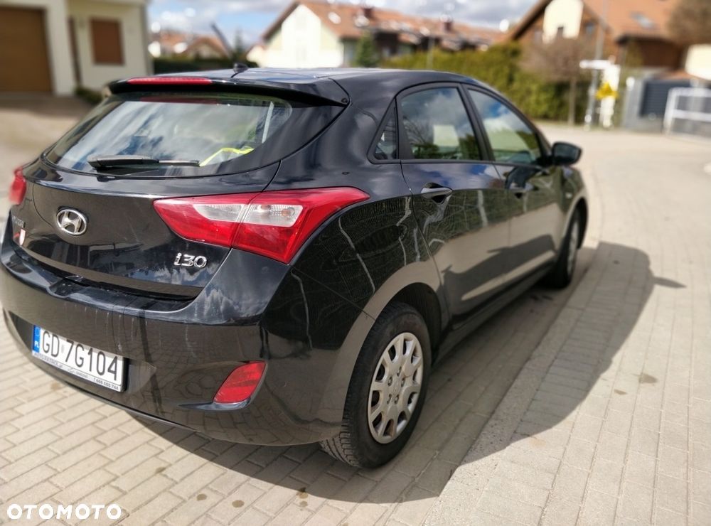 Hyundai i30 1.4 CRDi Classic + - 6